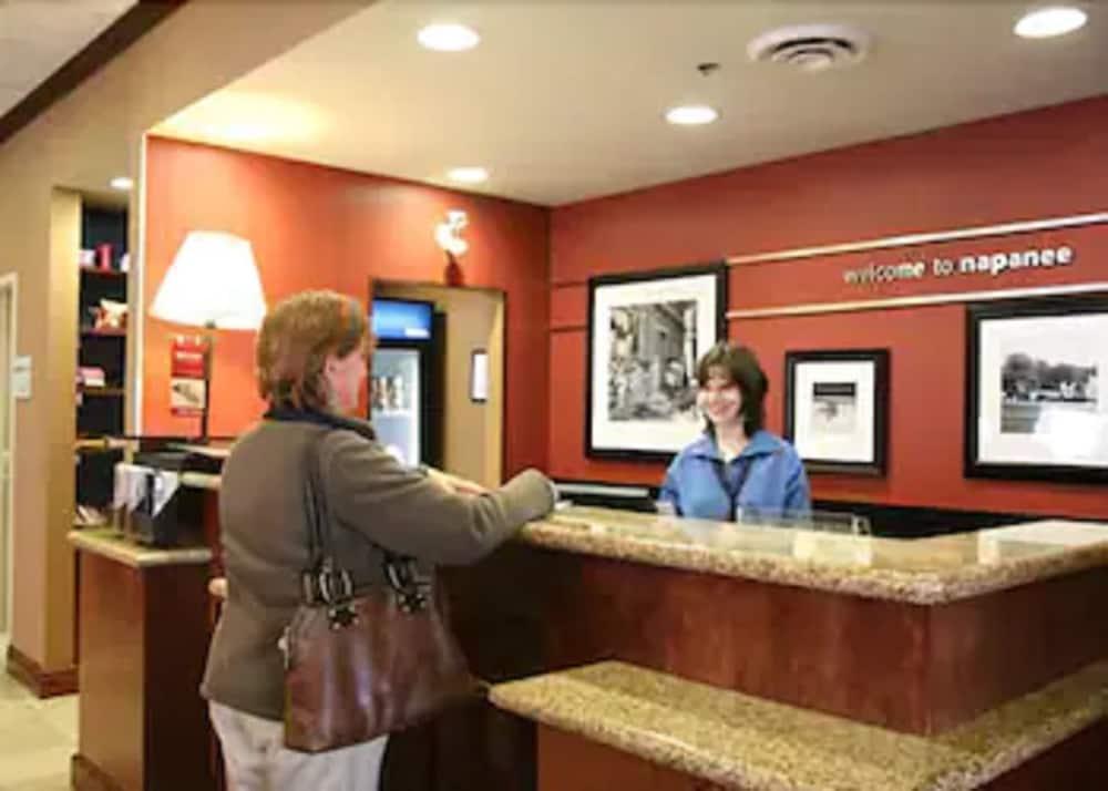 Hampton Inn By Hilton Napanee Greater Napanee Extérieur photo